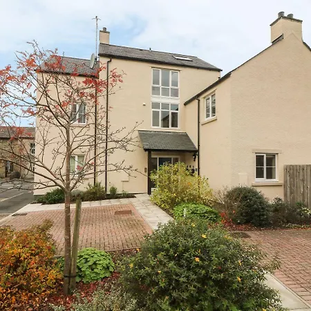 5 Old Laundry Mews * Ingleton (North Yorkshire)